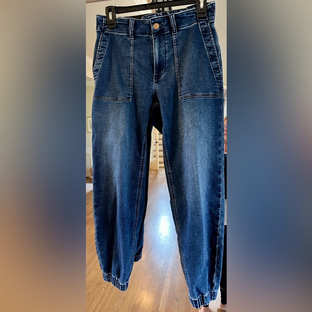 JCrew jogger jeans with elastic waist size 27